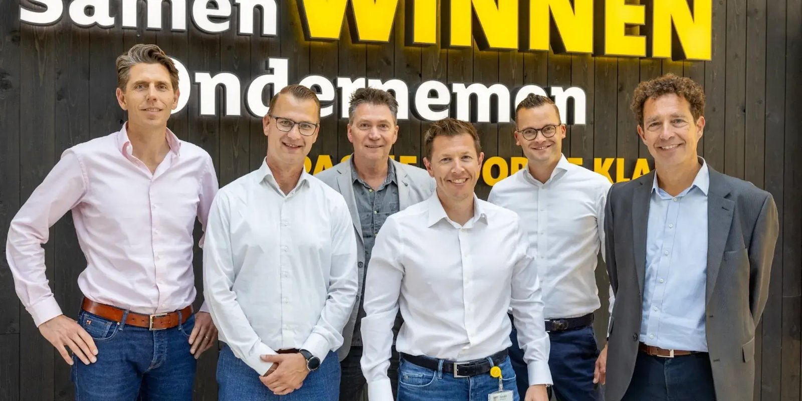 mannen voor Jumbo logo