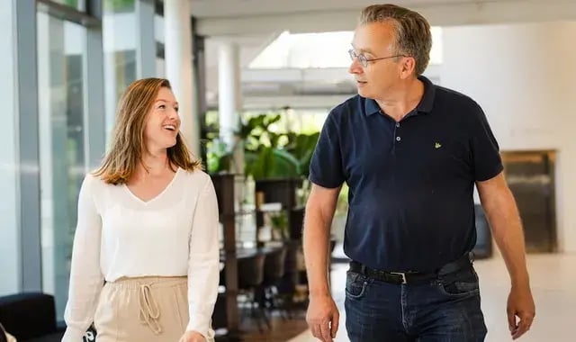 1762775828-cc-socials-web-160