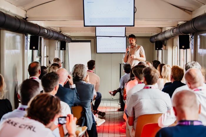 ConclusiON - Event - 25 - kleine ruimte