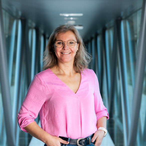 Iris Kroon, consultant