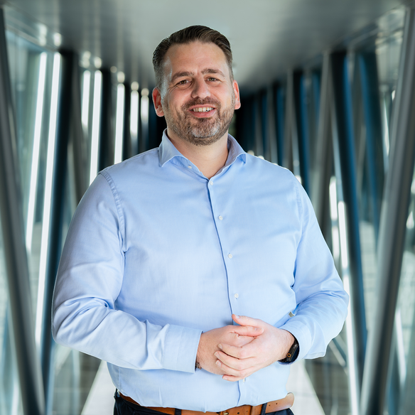 Miguel Pericas, consultant