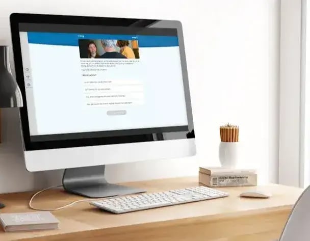 Een computerscherm laat de Overijssel app zien-1