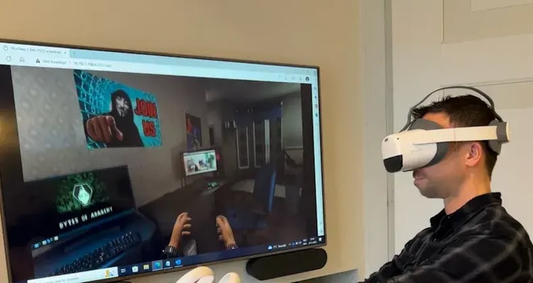 Een man speelt een video game met en VR-headset