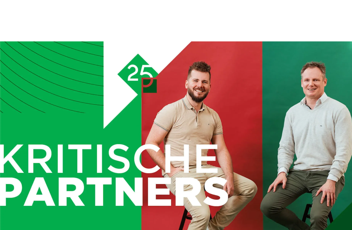 twee mannen voor groene en rode achtergrond