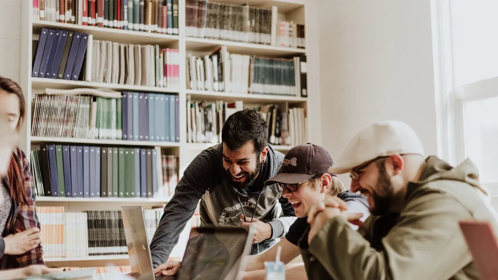 1636548666-beeld-flyer-traineeship-domein