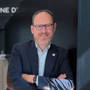 1724829755-roel-3-edited-1