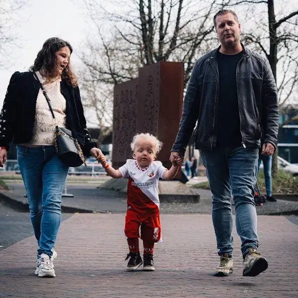 1744195956-fcu_scott-01568