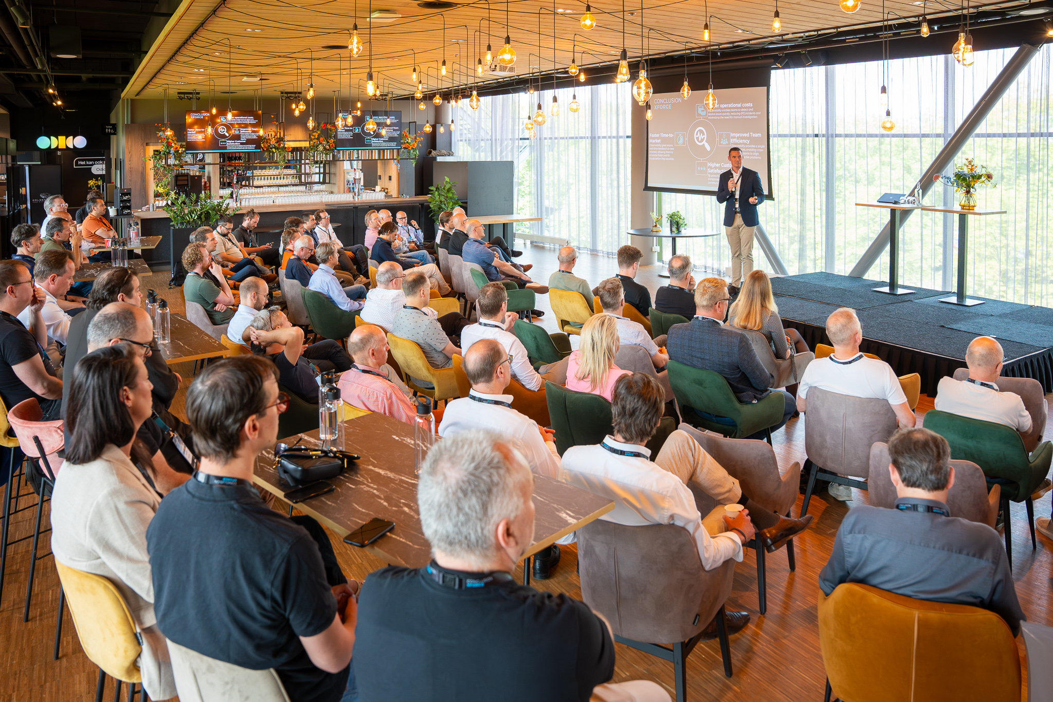 Presentatie bij een event.