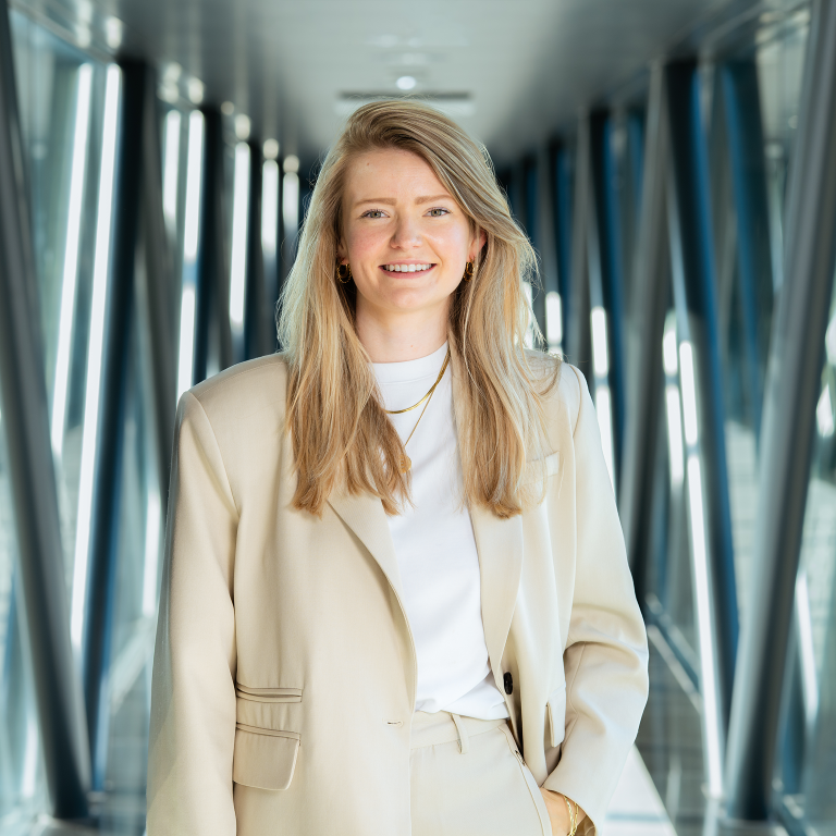 Esmee Kiffen (Medium)